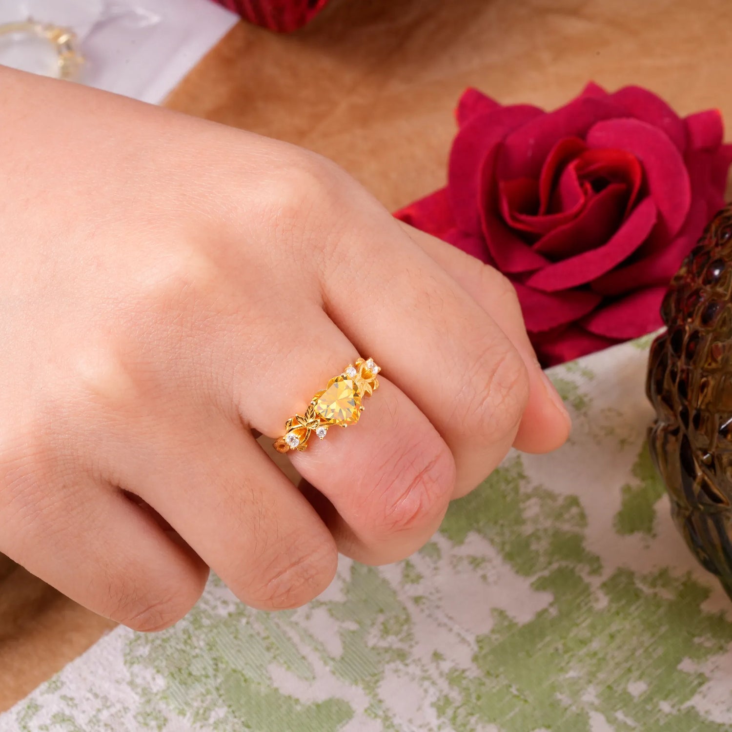 Woodland 4 Prong Heart Citrine Wedding Ring