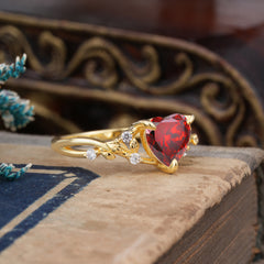 Romantic Heart Shape Natural Garnet Engagement Ring