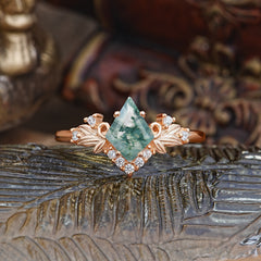Luxury Nature-Inspired 4-Prong Kite-Cut Natural Moss Agate Engagement Ring
