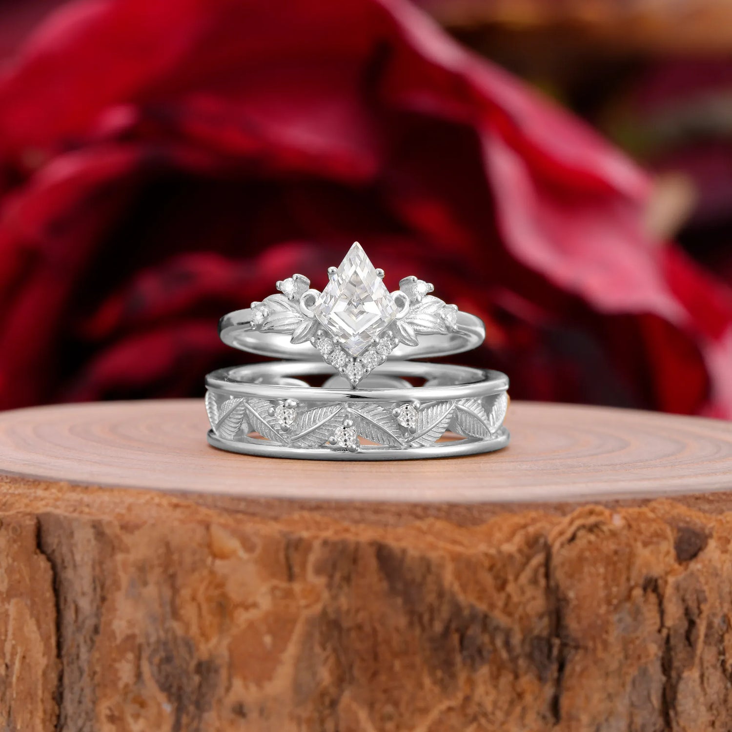 Nature-Inspired 4-Prong Kite-Cut Moissanite Engagement Couple Rings