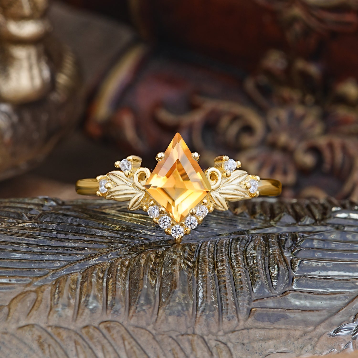 Luxury Nature-Inspired 4-Prong Kite-Cut Natural Citrine Engagement Ring