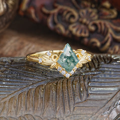 Luxury Nature-Inspired 4-Prong Kite-Cut Natural Moss Agate Engagement Ring