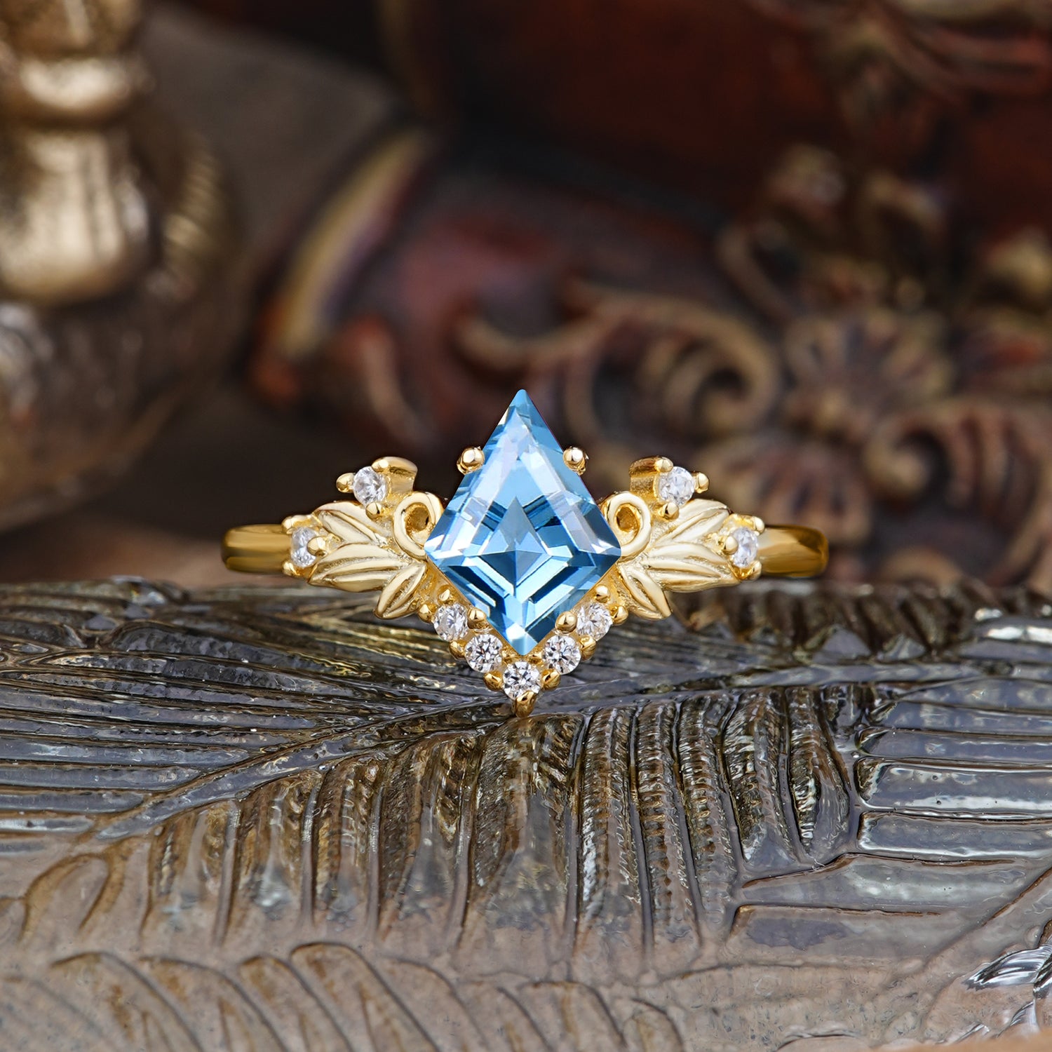 Luxury Nature-Inspired 4-Prong Kite-Cut Natural Aquamarine Engagement Ring