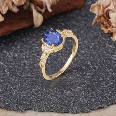 Retro Nature-Inspired 4-Prong Oval-Cut Tanzanite Engagement Ring