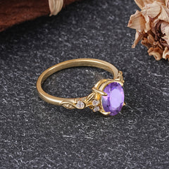Retro Nature-Inspired 4-Prong Oval-Cut Amethyst Engagement Ring