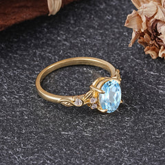 Retro Nature-Inspired 4-Prong Oval-Cut Aquamarine Engagement Ring