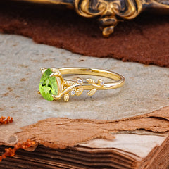 Nature-Inspired Vine-Entwined 4-Prong Teardrop-Cut Peridot Engagement Ring