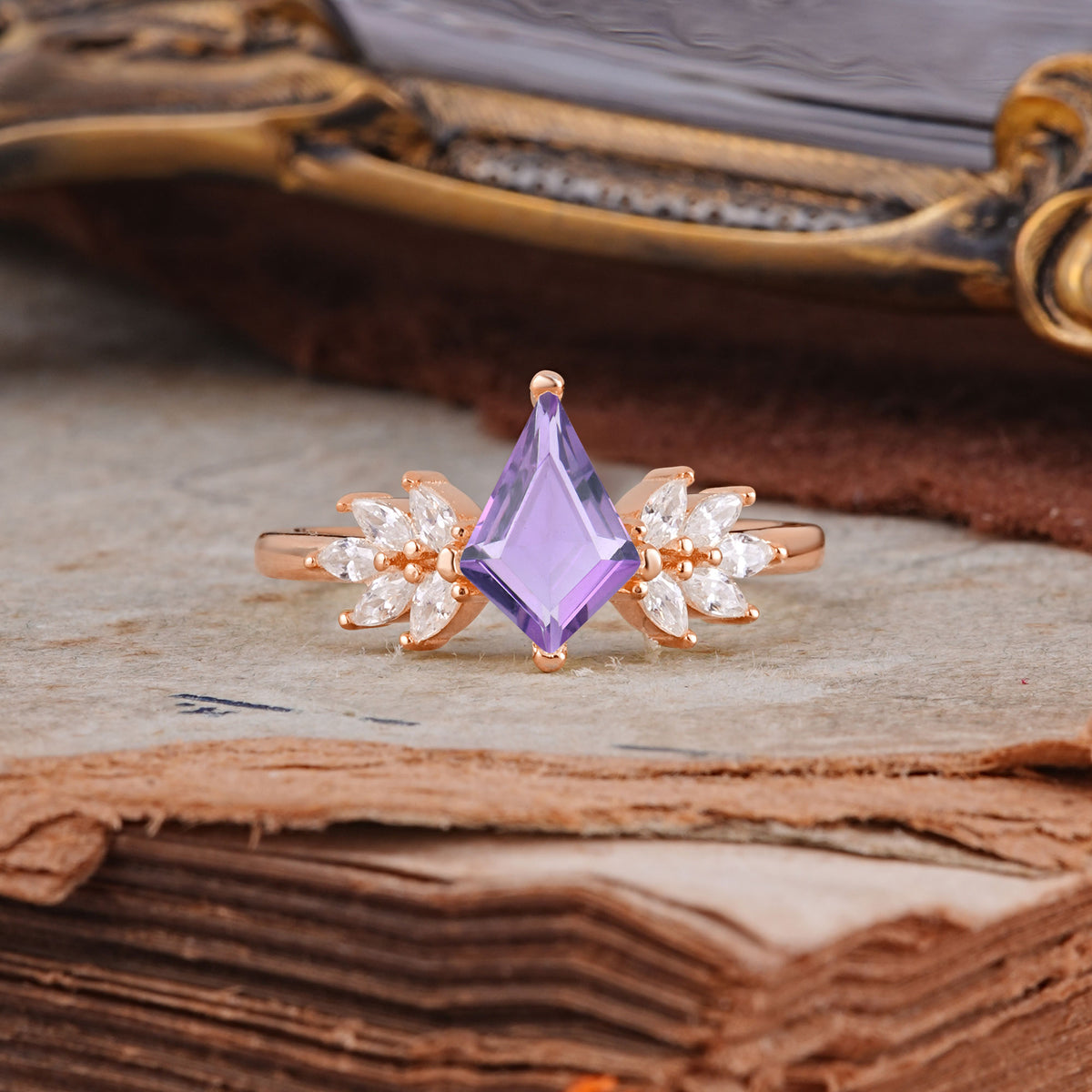 SR17017 Amethyst Ring - Additional view