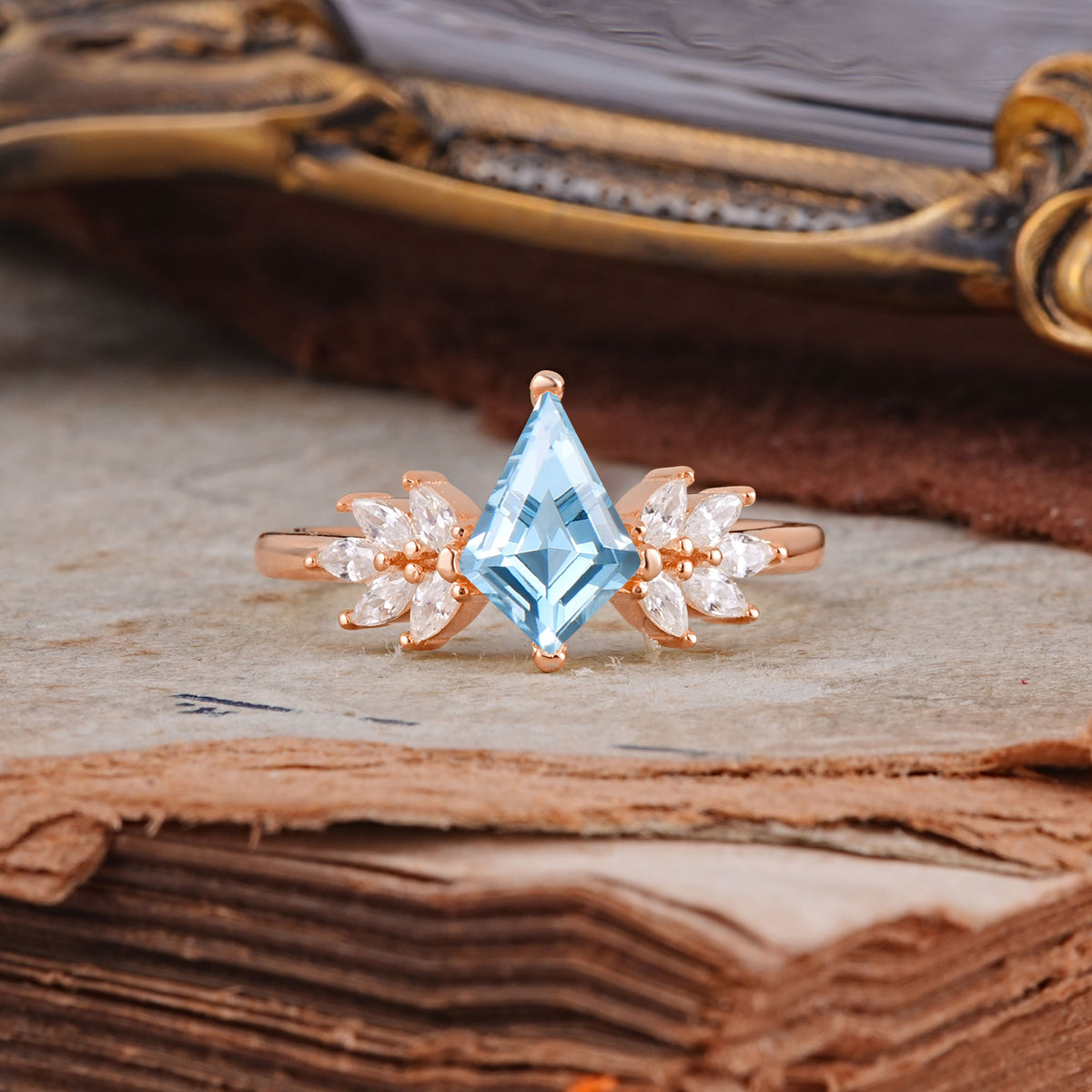 SR17017 Aquamarine Ring - Additional view