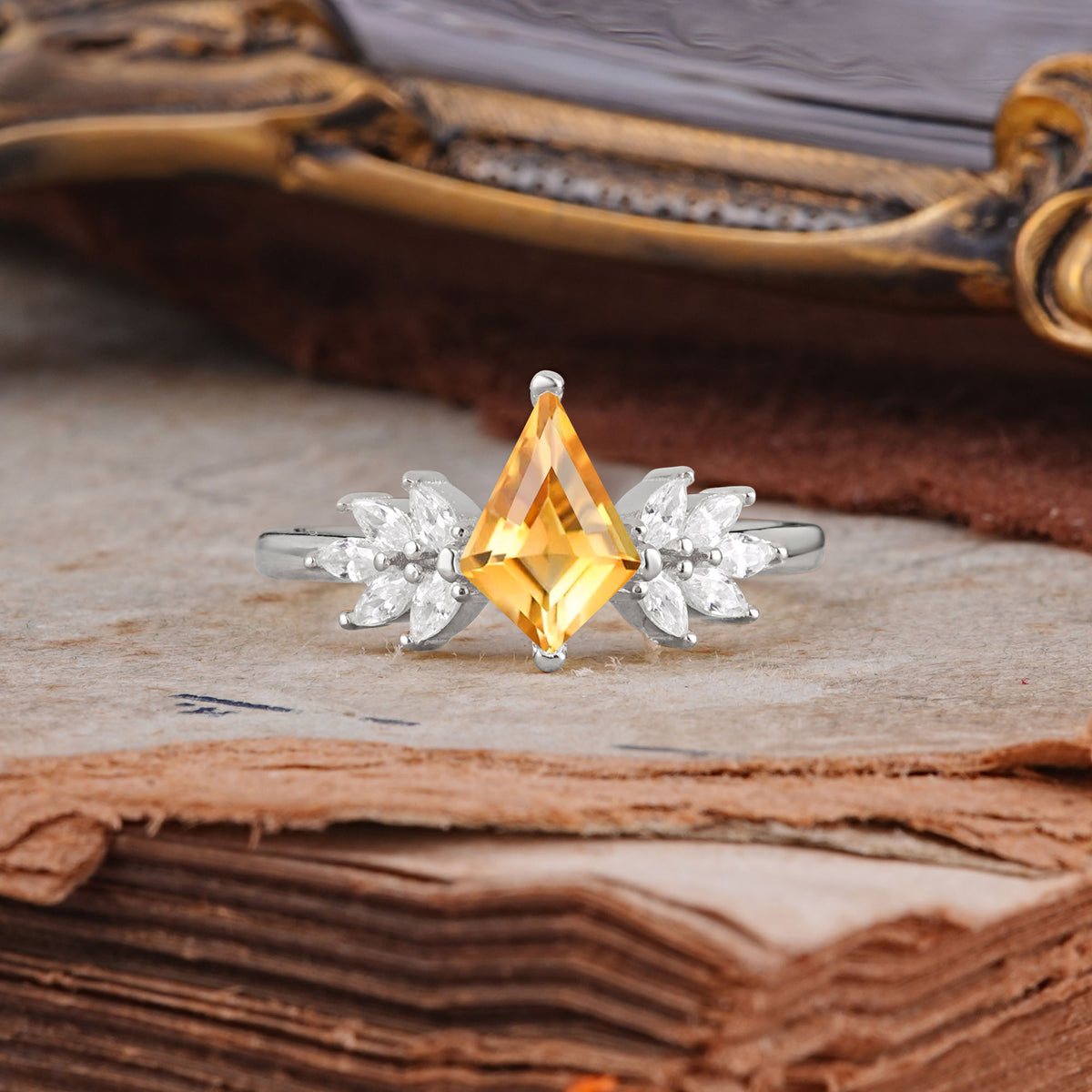 SR17017 Citrine Ring - Additional view