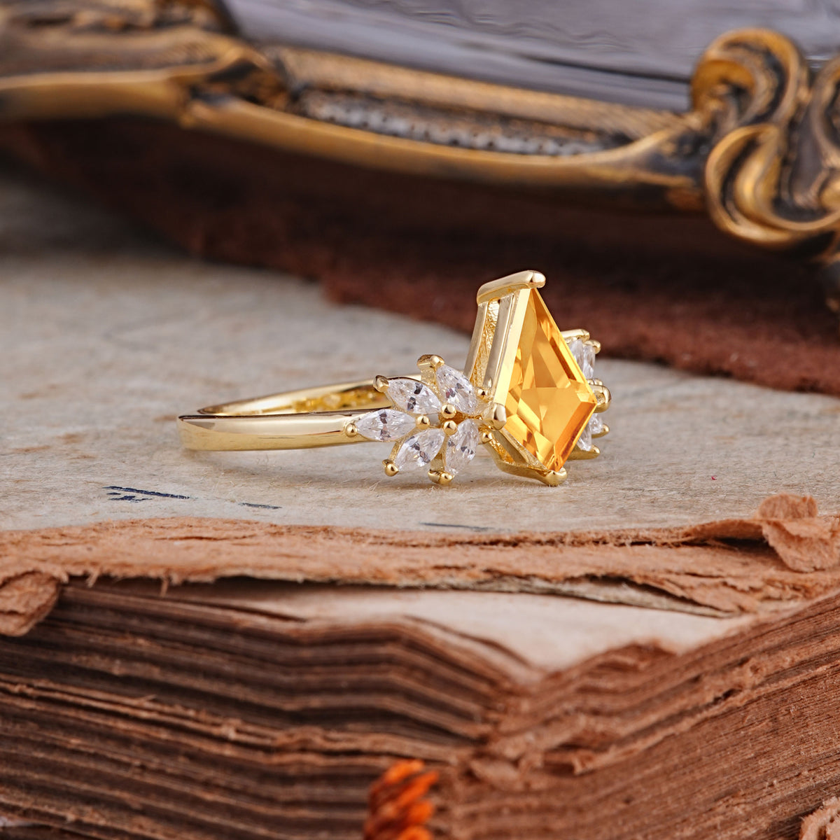 SR17017 Citrine Ring - Rose-Gold