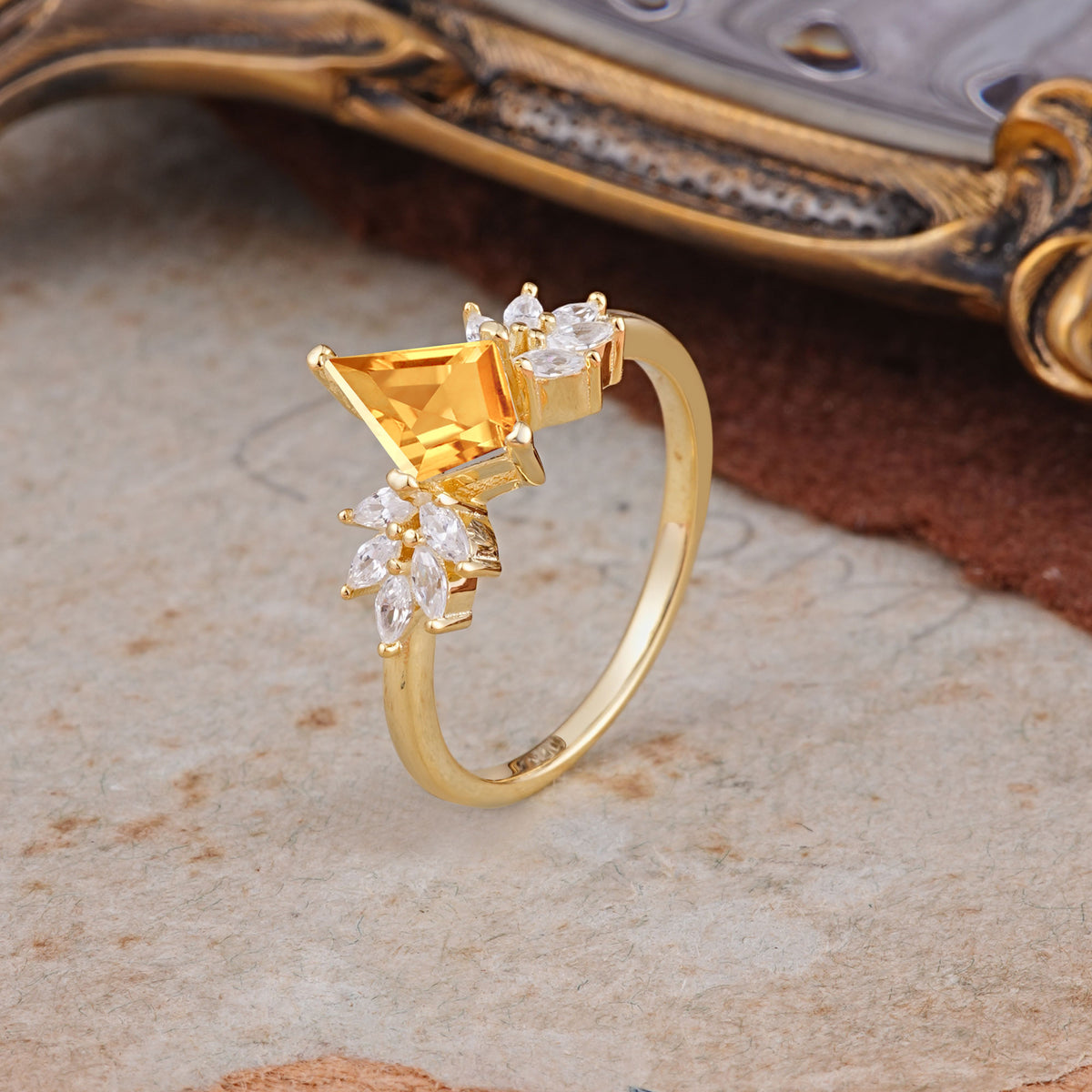 SR17017 Citrine Ring - White-Gold