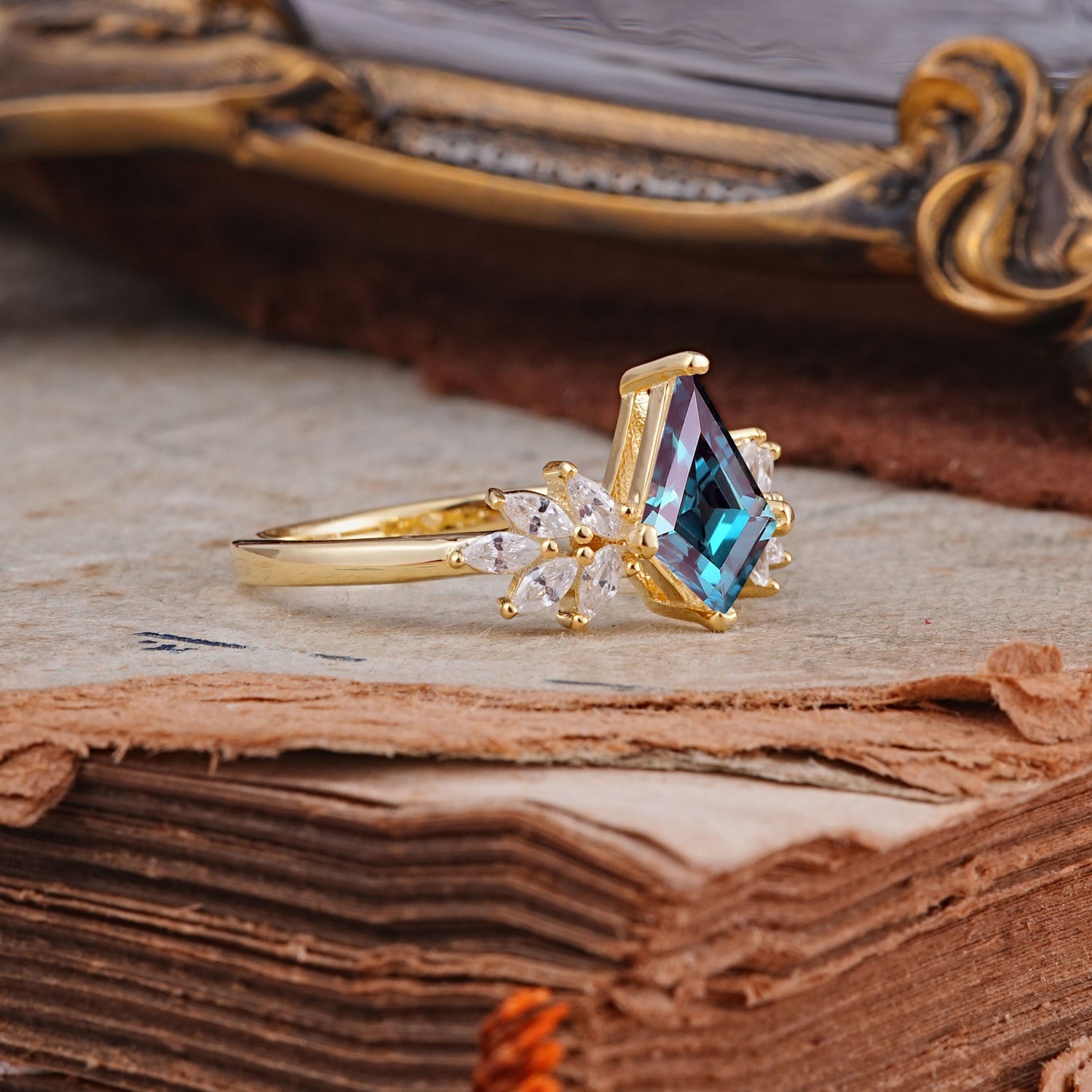 SR17017 Alexandrite Ring - Rose-Gold
