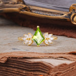 SR17017 Peridot Ring - Yellow-Gold