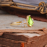 SR17017 Peridot Ring - Rose-Gold