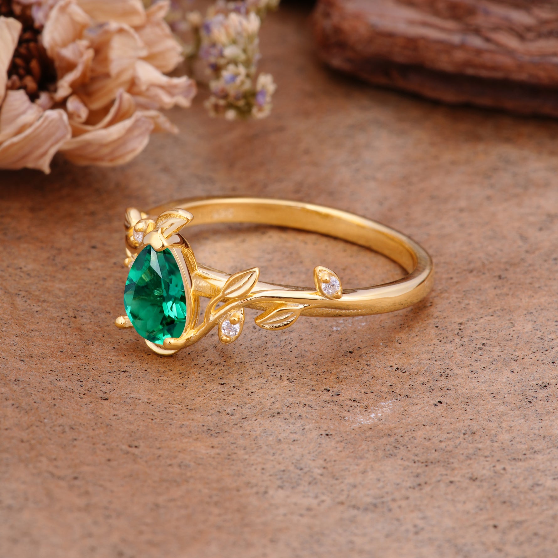 Vintage Leaf Design Pear Shaped Emerald Engagement Ring - Additional view