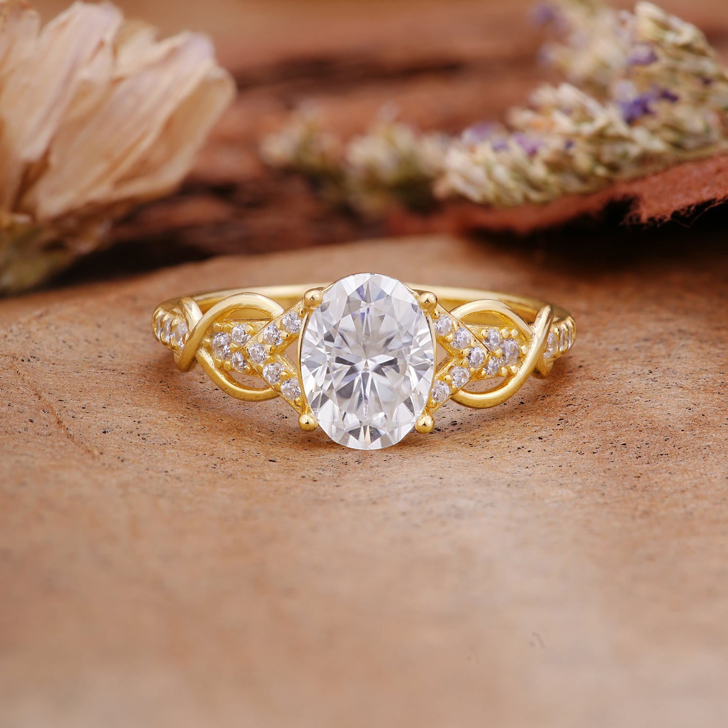 SR17022 Moissanite Ring - Yellow-Gold
