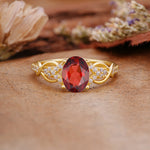 SR17022 Garnet Ring - Yellow-Gold