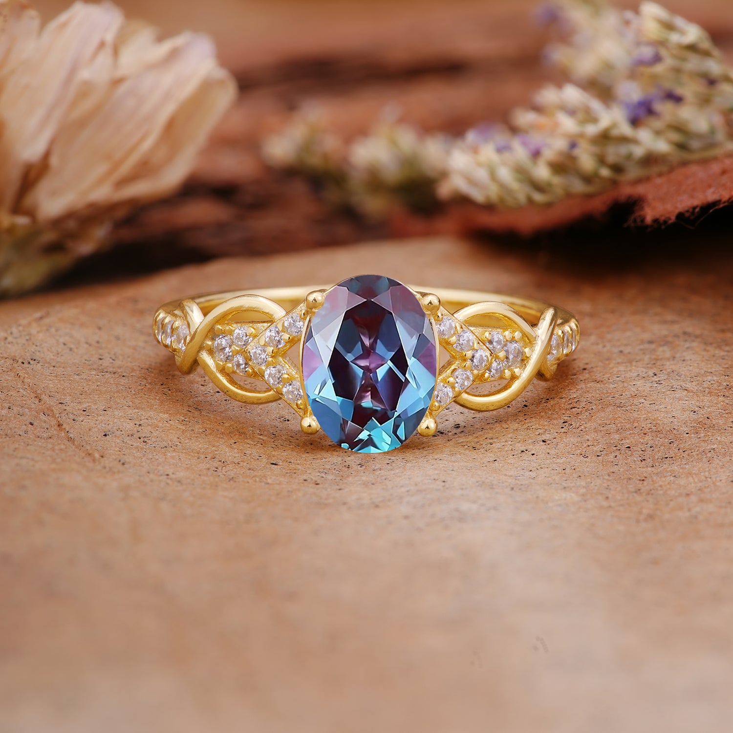 SR17022 Alexandrite Ring - Yellow-Gold