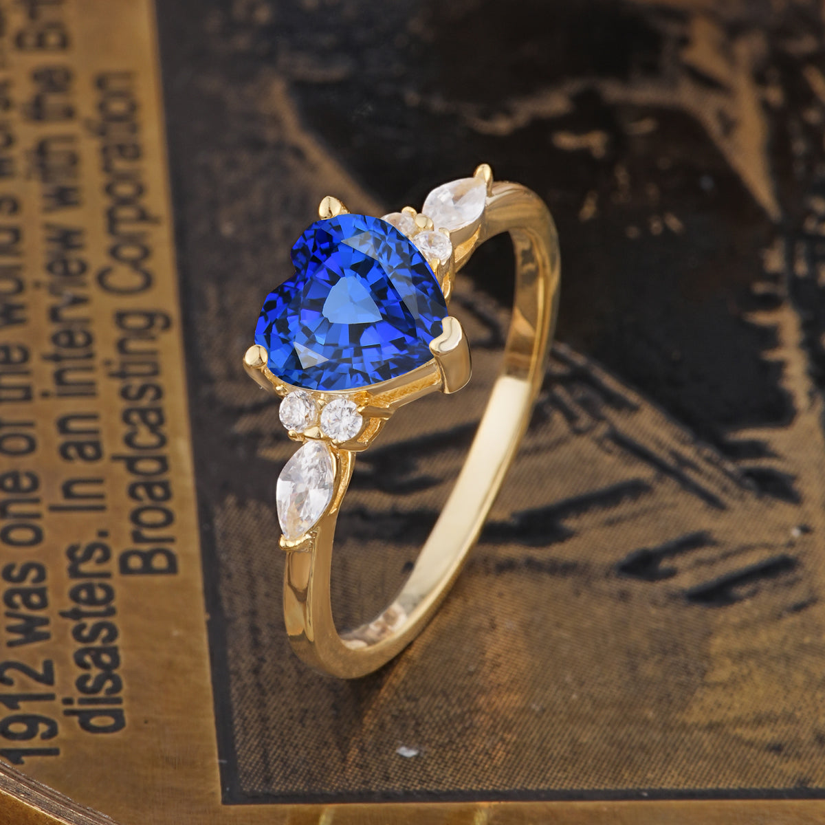 SR17025 Sapphire Ring - Additional view