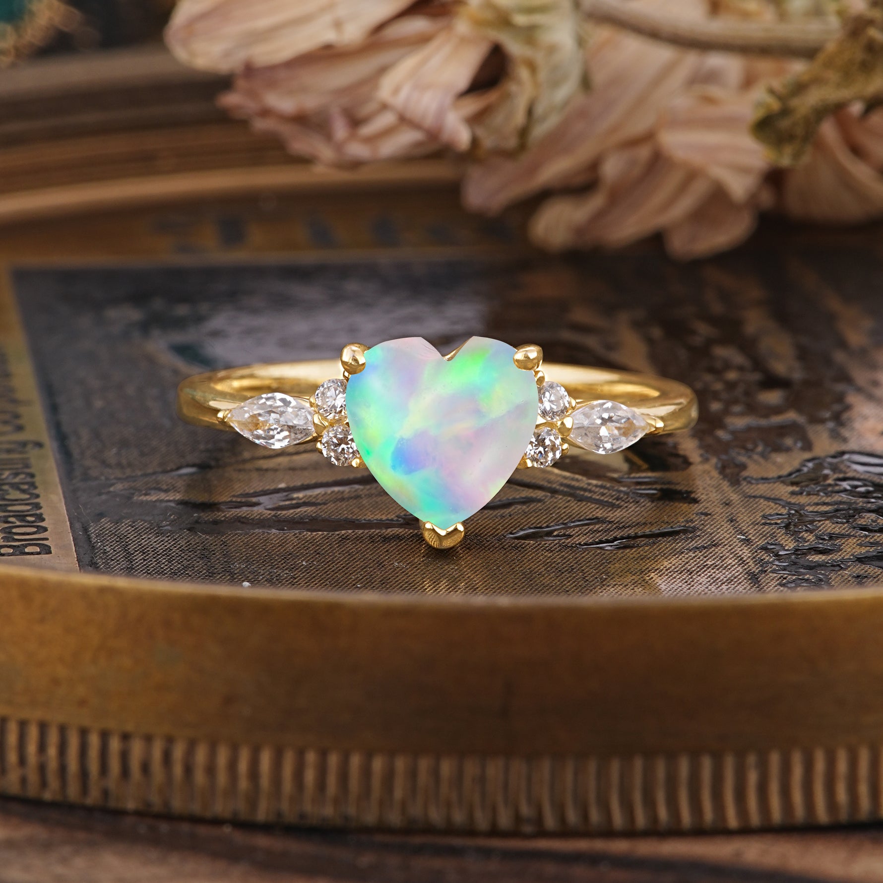 SR17025 Fire Opal Ring - Yellow-Gold