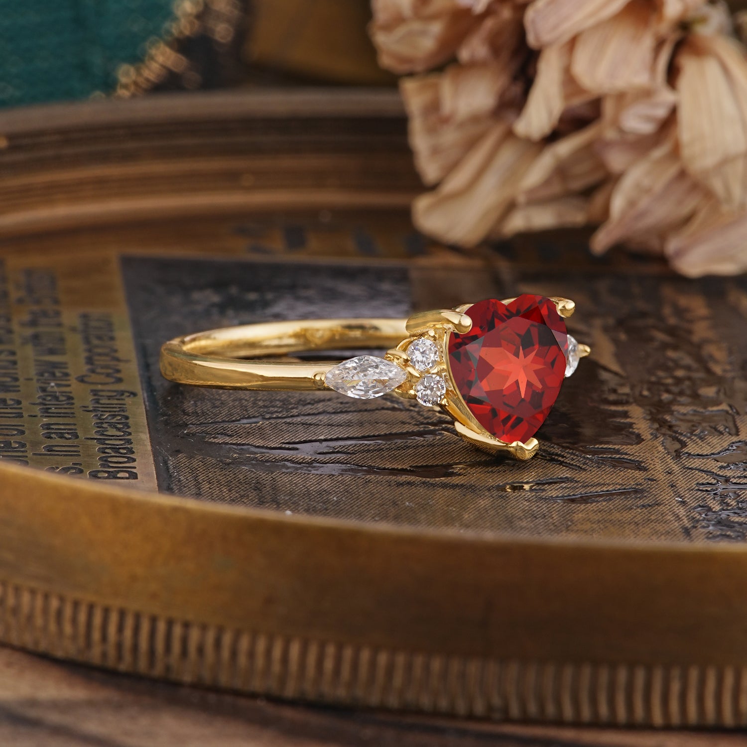 SR17025 Garnet Ring - Rose-Gold