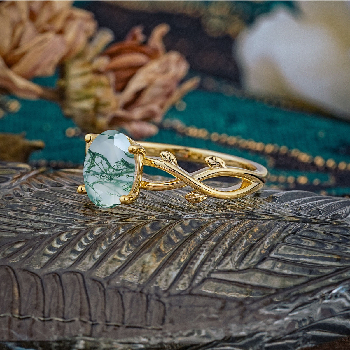Nature inspired Moss Agate Engagement Ring - Additional view