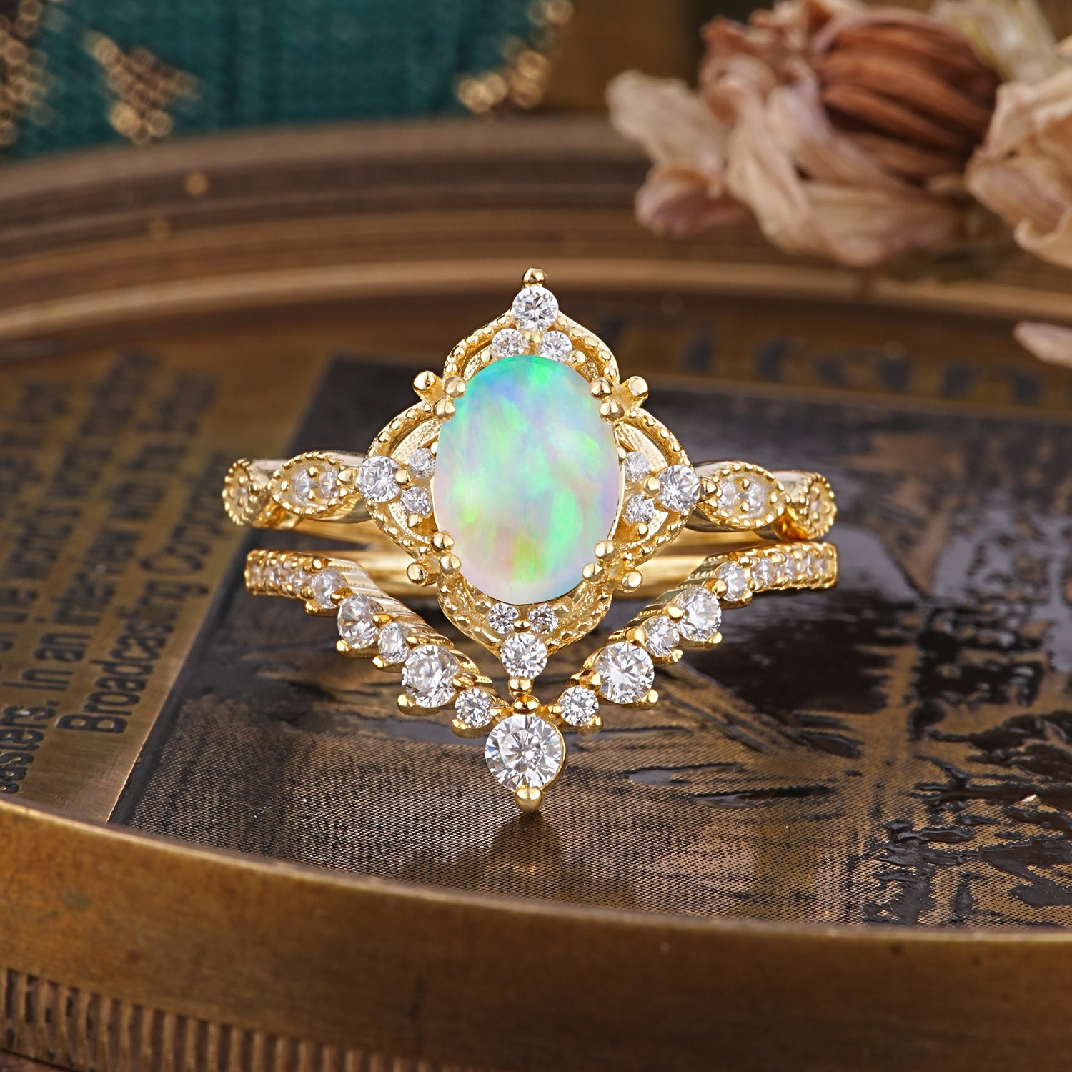 Gorgeous Oval Cut Opal Bridal Ring Set