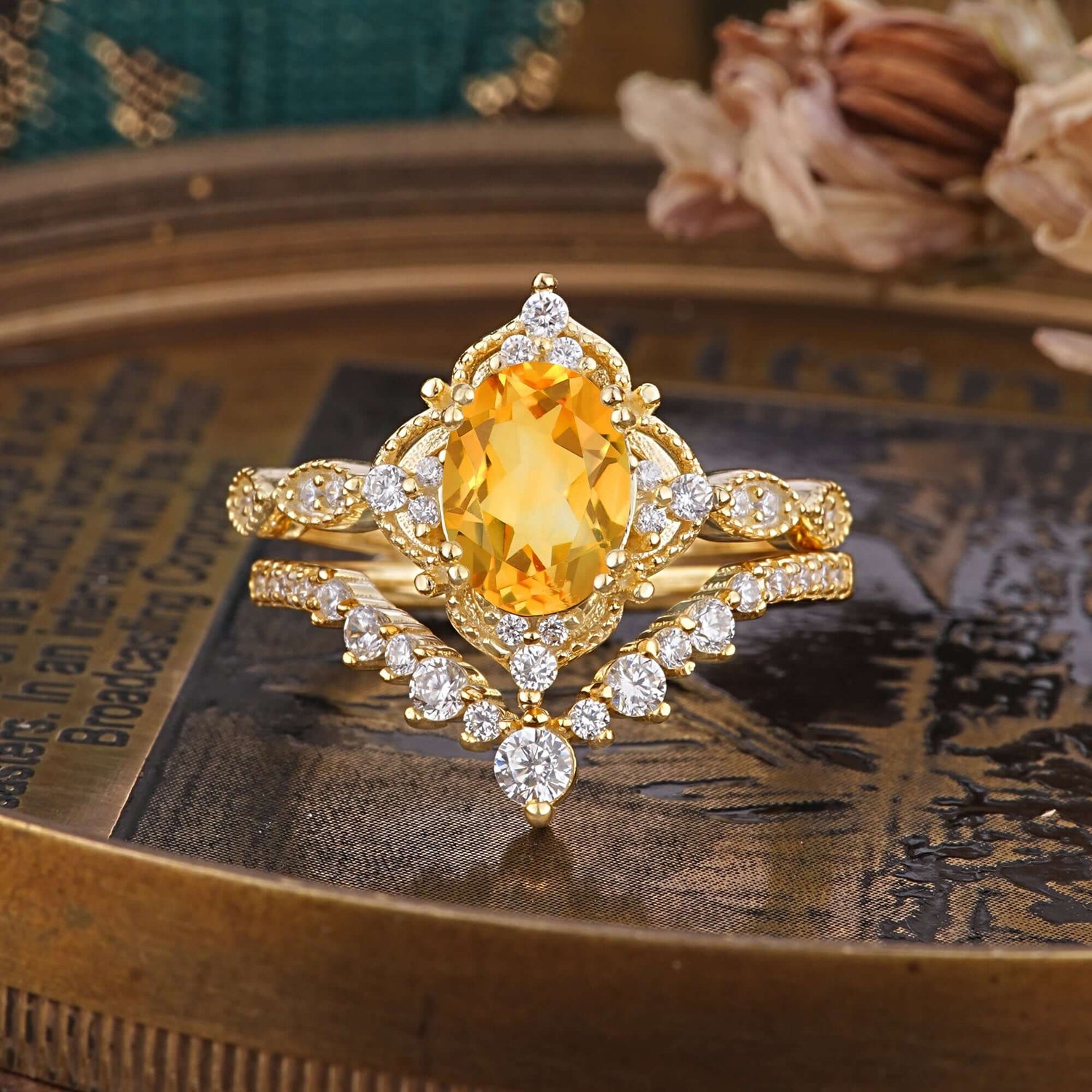 Gorgeous Oval Cut Citrine Bridal Ring Set