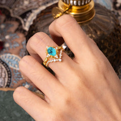 Gorgeous Oval Cut Turquoise Engagement Ring Set