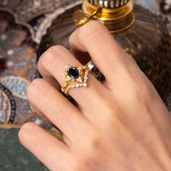 Gorgeous Oval Cut Black Onyx Engagement Ring Set