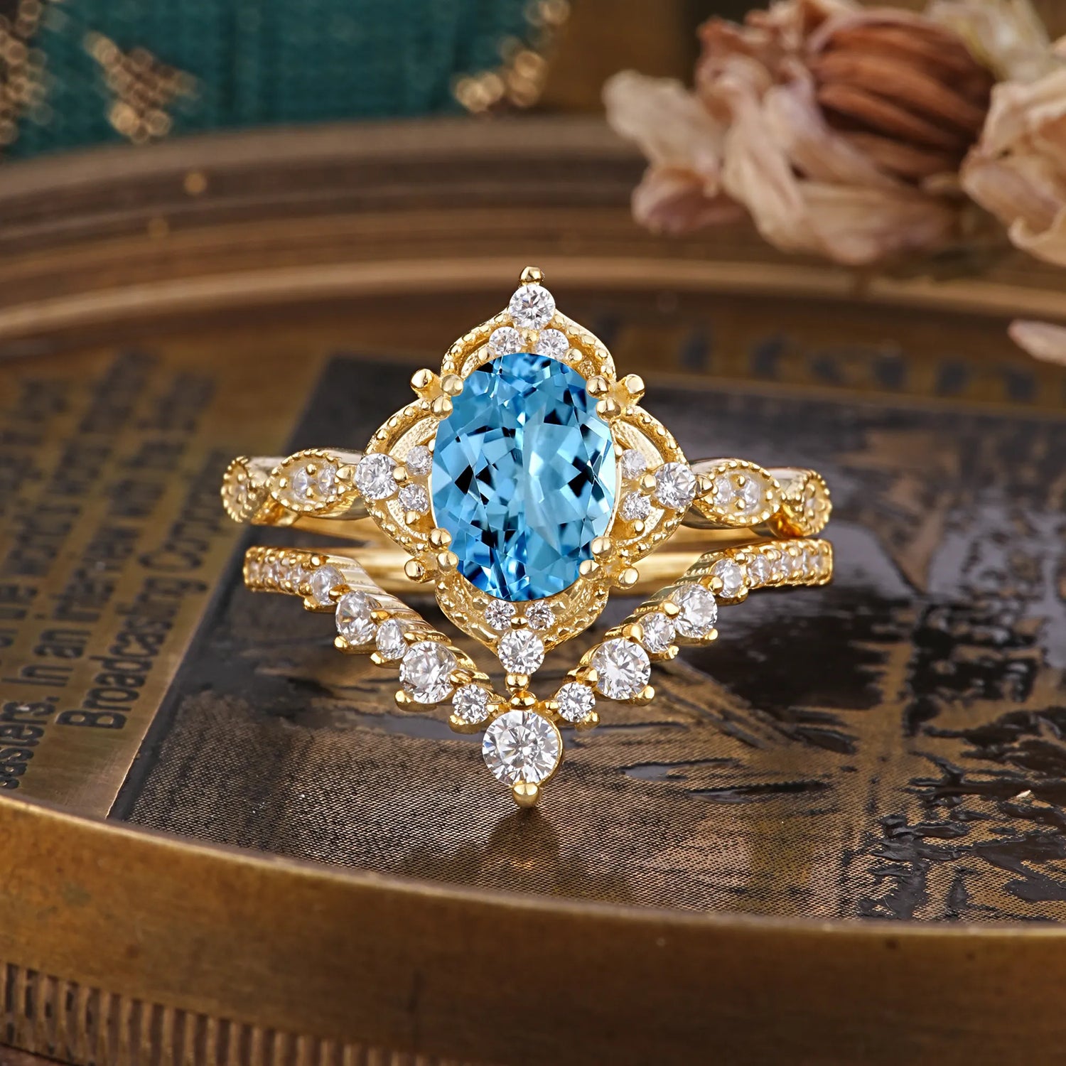Gorgeous Oval Cut Aquamarine Bridal Ring Set