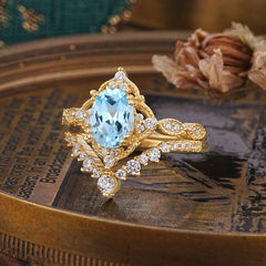 Gorgeous Oval Cut Aquamarine Engagement Ring