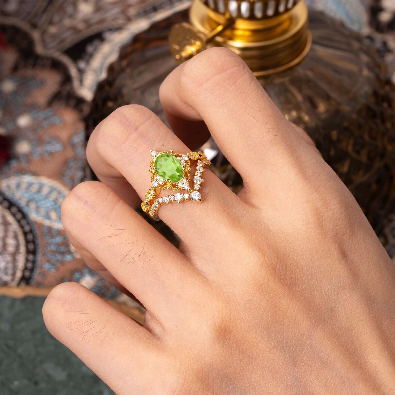 Gorgeous Oval Cut Peridot Bridal Ring Set