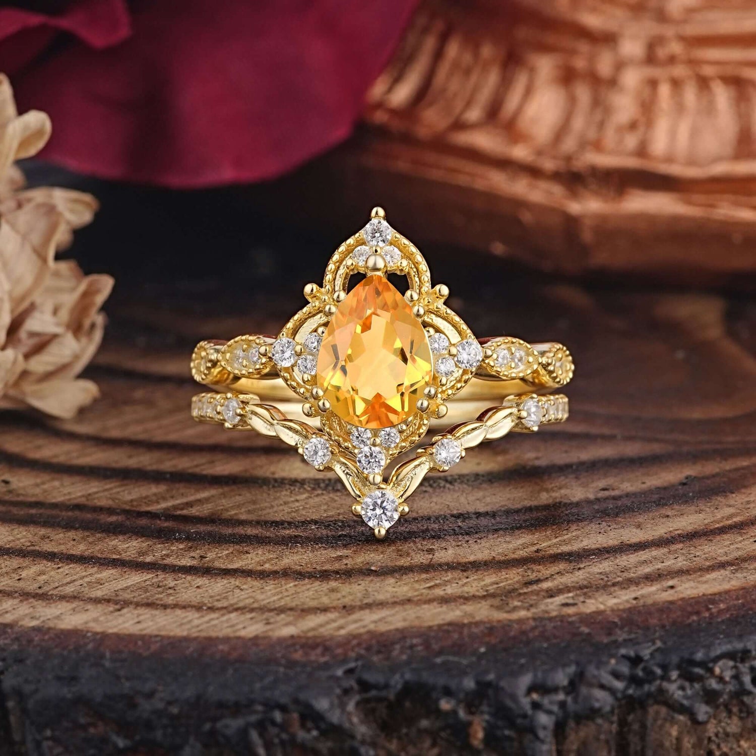 Luxury Vintage Pear-Cut Citrine Bridal Ring Set