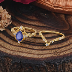 Luxury Vintage Pear-Cut Tanzanite Engagement Ring Set
