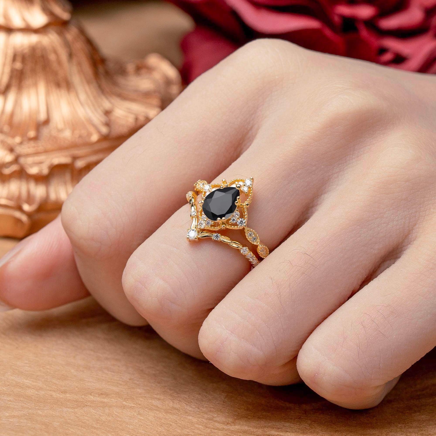 Luxury Vintage Pear-Cut Black Onyx Bridal Ring Set