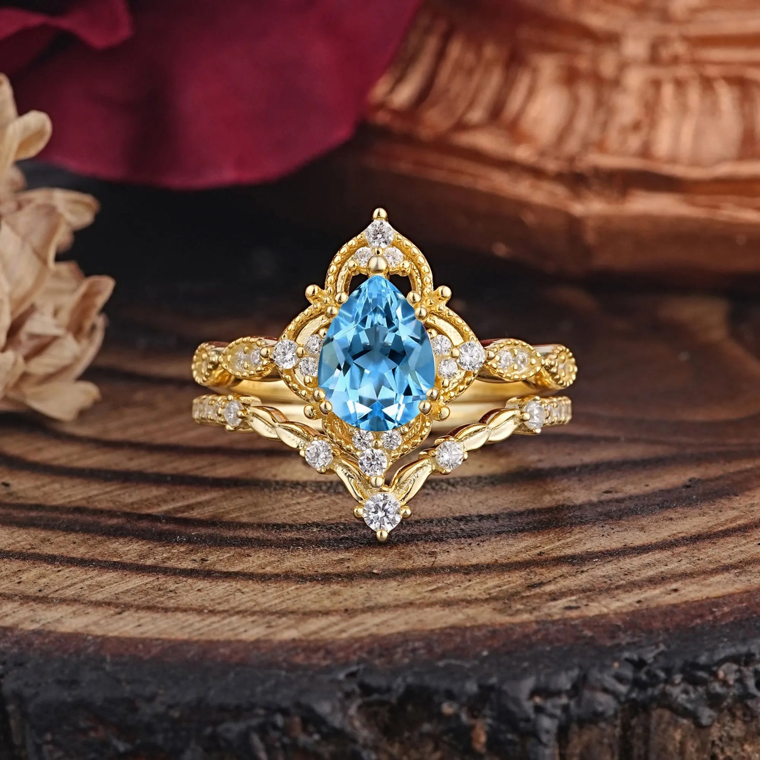 Luxury Vintage Pear-Cut Aquamarine Bridal Ring Set