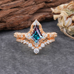 Unique Cut Kite Cut Natural Alexandrite Cluster Engagement Ring Set 2pcs