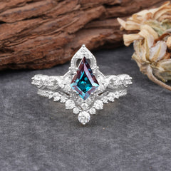 Unique Cut Kite Cut Natural Alexandrite Cluster Engagement Ring Set 2pcs
