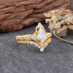 Unique Cut Kite Cut Moissanite Cluster Engagement Ring Set 2pcs