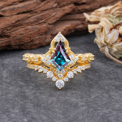 Unique Cut Kite Cut Natural Alexandrite Cluster Engagement Ring Set 2pcs