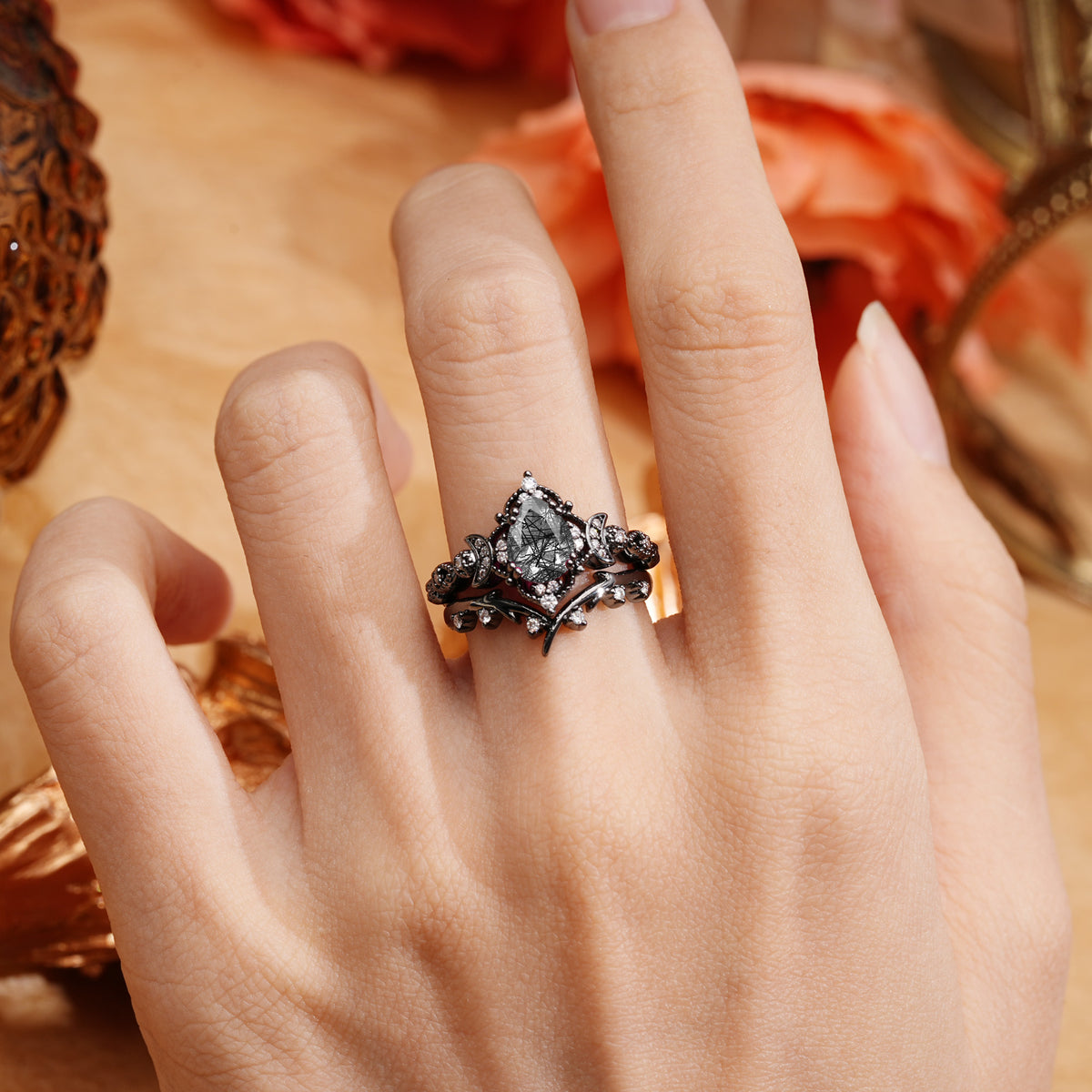 Dark Romantic Pear-Cut Crescent Moon Gothic Bridal Ring Set