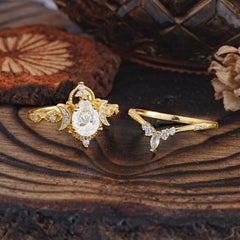 Elegant Pear-Cut Moissanite Engagement Ring Set