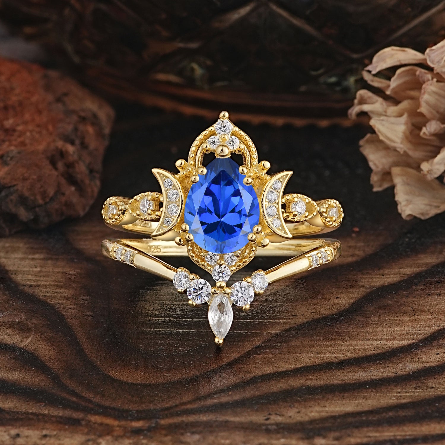 Elegant 5 Prong Pear-Cut Sapphire Bridal Ring Set