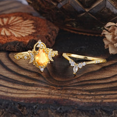 Elegant 5 Prong Pear-Cut Citrine Engagement Ring Set