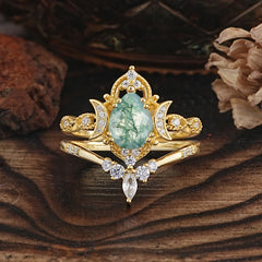 Elegant 5 Prong Pear-Cut Natural Moss Agate Engagement Ring Set