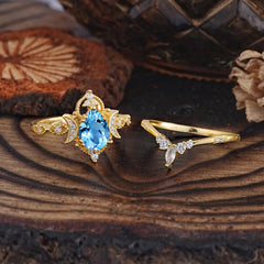 Elegant 5 Prong Pear-Cut Aquamarine Engagement Ring Set