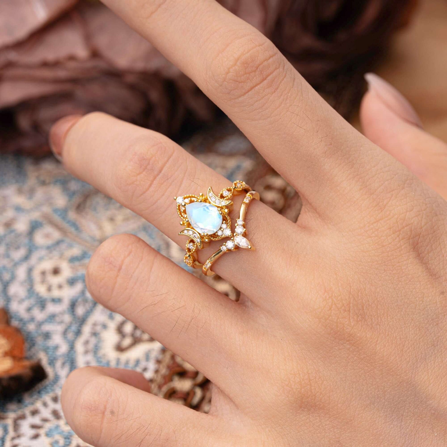 Elegant 5 Prong Pear-Cut Moonstone Bridal Ring Set
