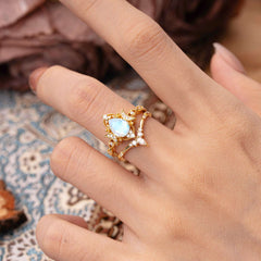 Elegant 5 Prong Pear-Cut Moonstone Engagement Ring Set